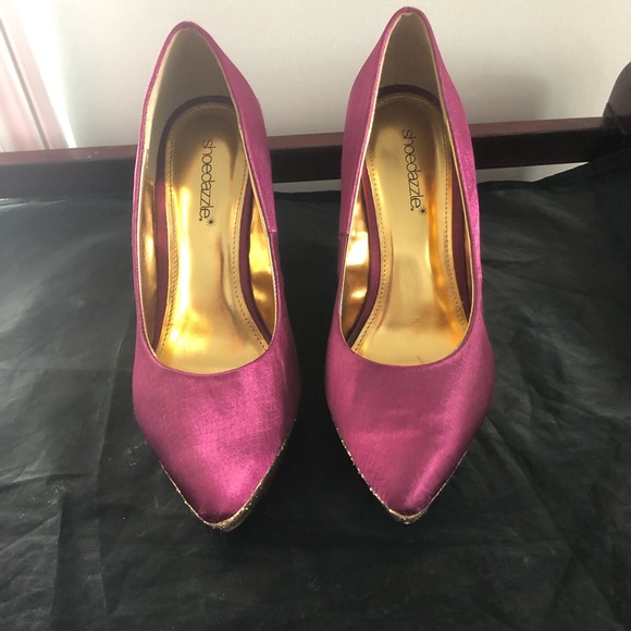 Shimmering Wedges - Picture 2 of 7